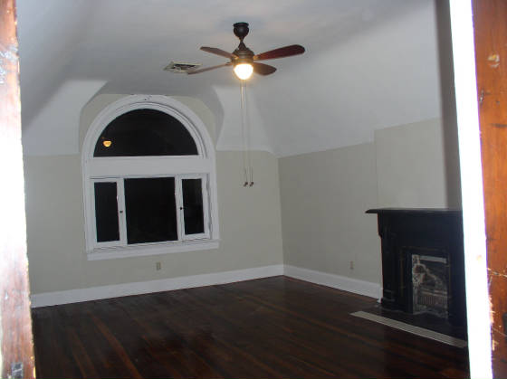 bedroom2.jpg